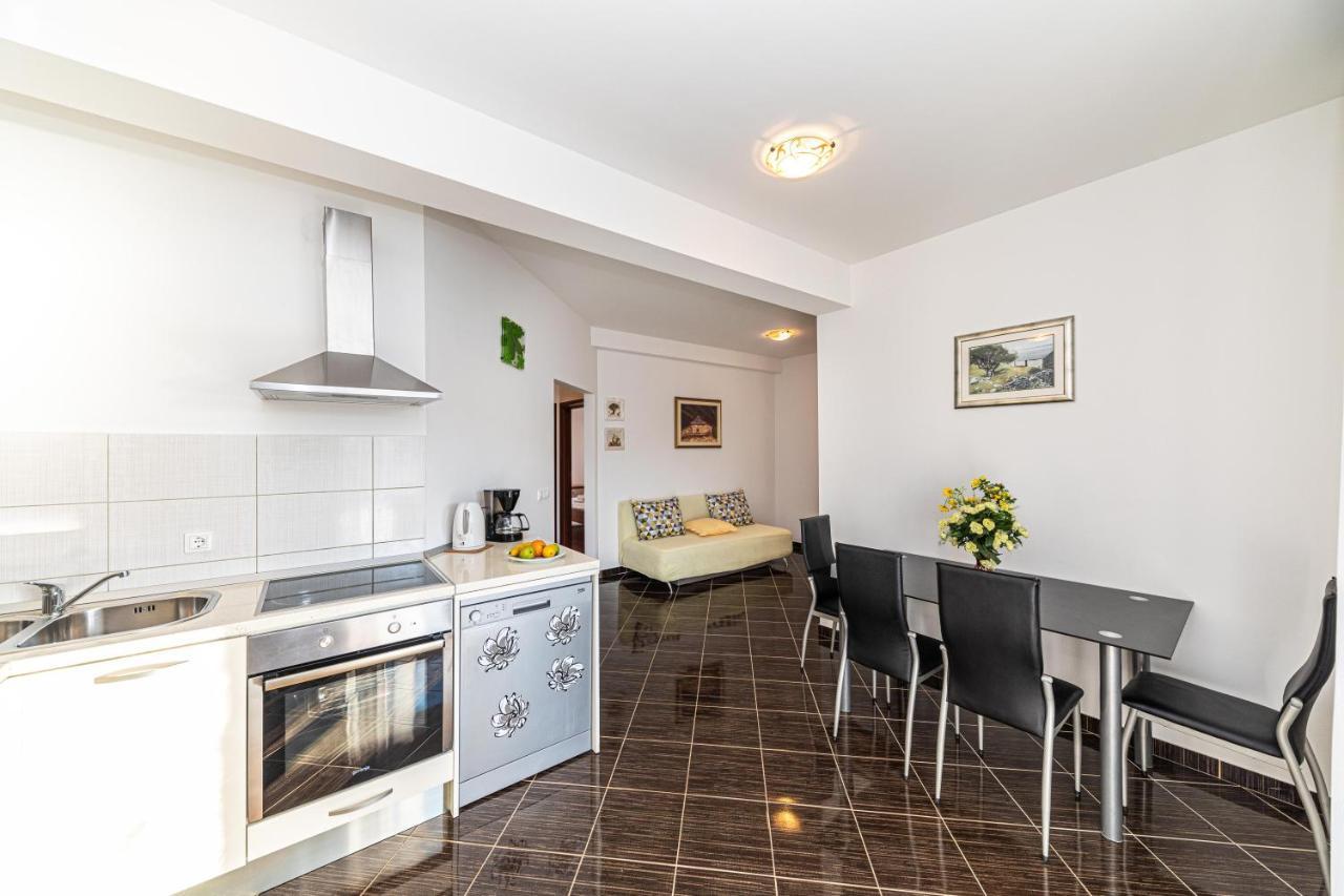Rajcic Apartments Rogoznica  Exterior foto